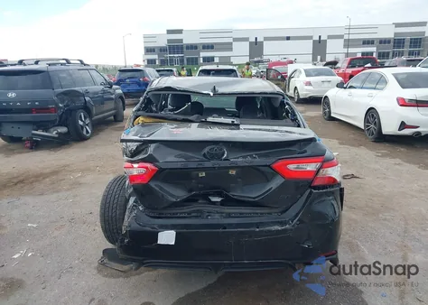 2020 Toyota Camry Se Nightshade Edition z USA, uszkodzony, nr VIN 4T1G11AK2LU332189